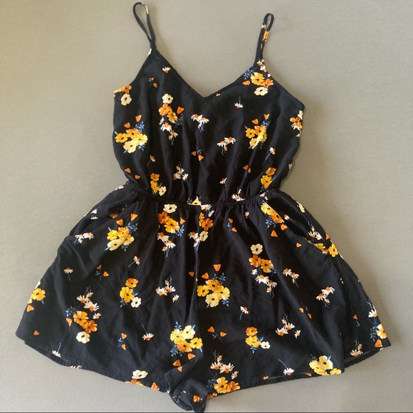 Divided Pants - Floral Romper - Lightweight!